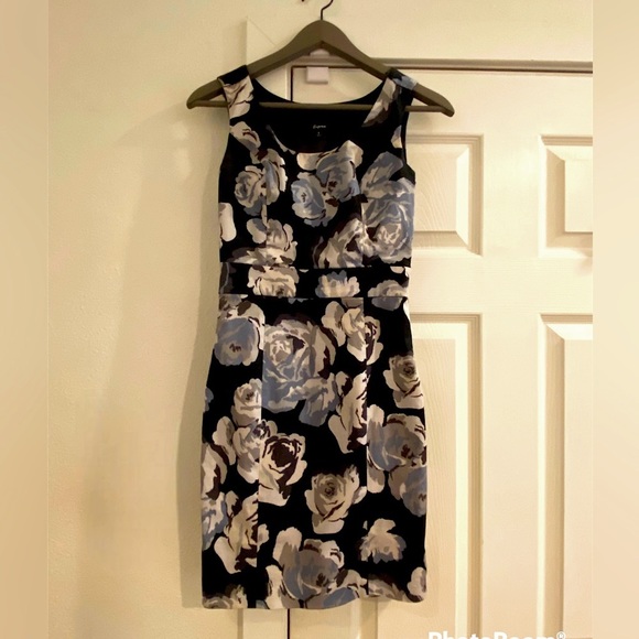 Express Classic Sleeveless Floral Sheath Dress, Size 0 (zero) - Picture 1 of 16